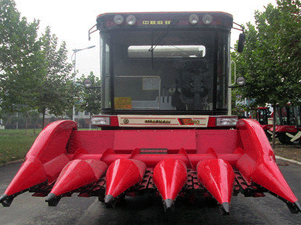 新乡平博88收获  4YZ-5 自走式玉米收获机