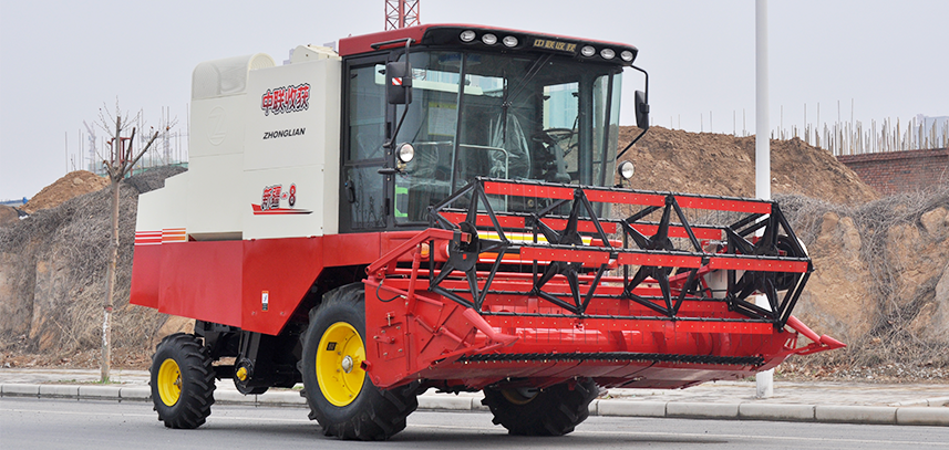 平博88收获 新疆4LZ-8 自走式大豆收获机
