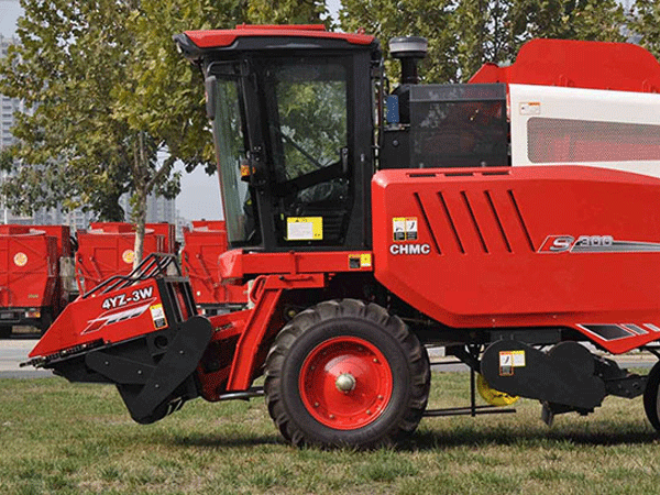 新乡平博88收获 4YZ-3W 自走式玉米收获机