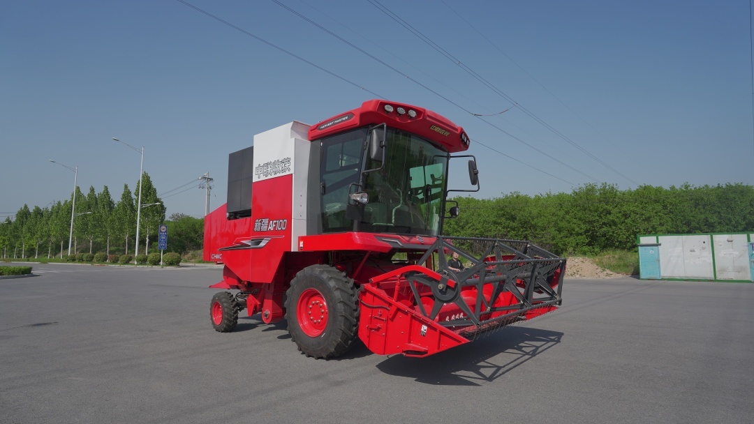 平博88收获新疆AF100纵轴流联合收割机
