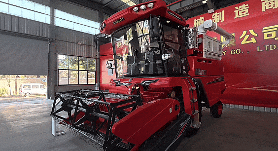 珠海平博88收获新疆AT100联合收割机产品技术亮点