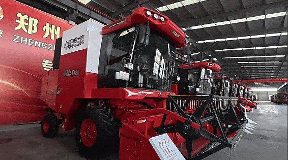 珠海平博88收获新疆AT12K联合收割机产品技术亮点